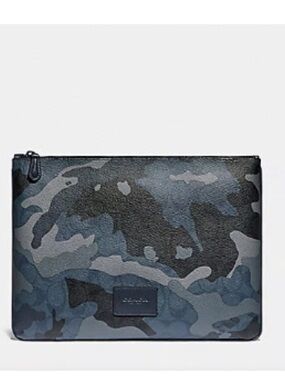 COACH men’s large pouch in blue camo